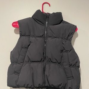 Cropped Puffer Vest